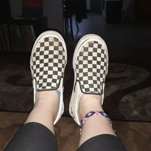 Van's